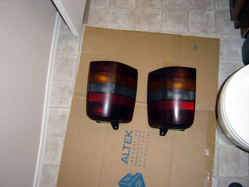 How to tint your tail lights Jeep Enthusiast Forums
